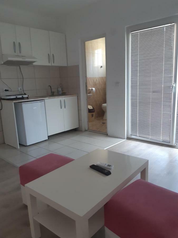 Apartments Ana Стар Дойран Екстериор снимка